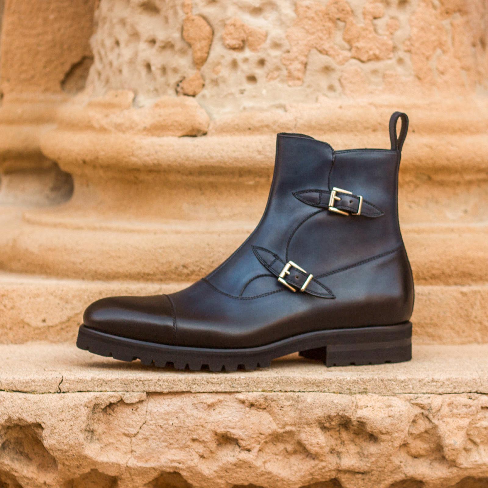 Model: Octavian Buckle Boot