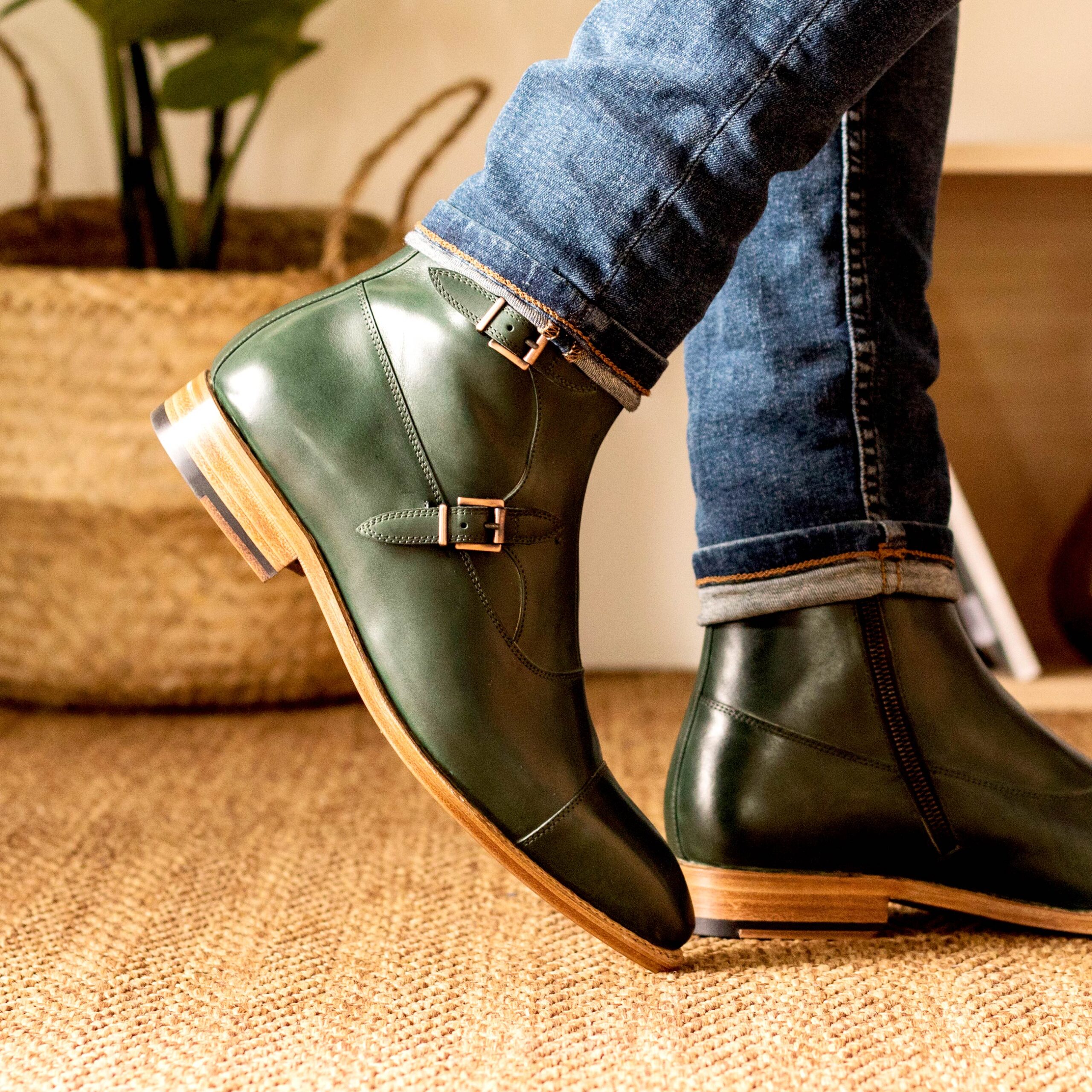 Model: Octavian Buckle Boot